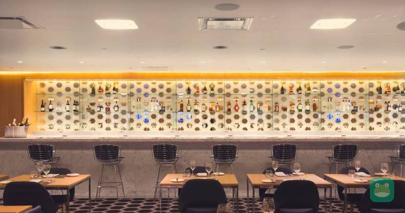 Qantas First Lounge (Temporarily Closed), LAX